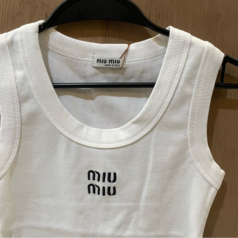 Miu Miu White Ribbed Logo Tank - Picture 3 of 6
